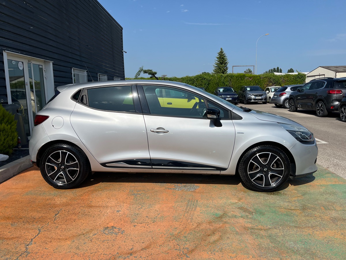 RENAULT Clio IV 0.9 TCE 90 CH LIMITED
