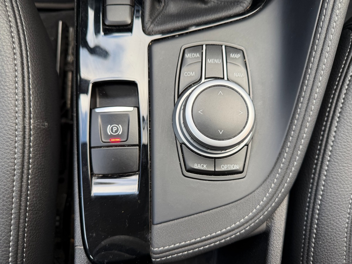 Bmw X1 18d 2.0D Sdrive X Line 150ch Caméra de Recul / Hayon Electrique