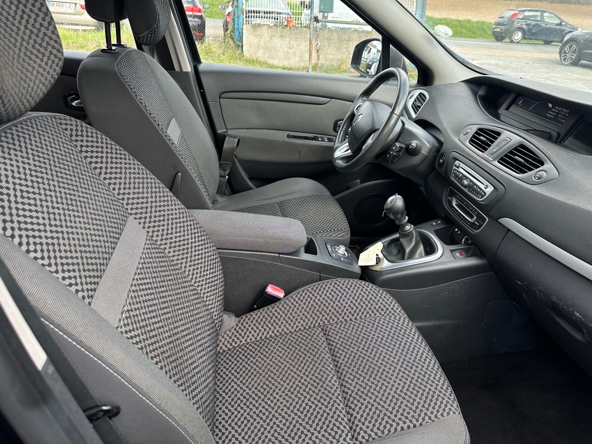RENAULT Grand Scenic 1.5 dci 110cv 7 places 4990eu