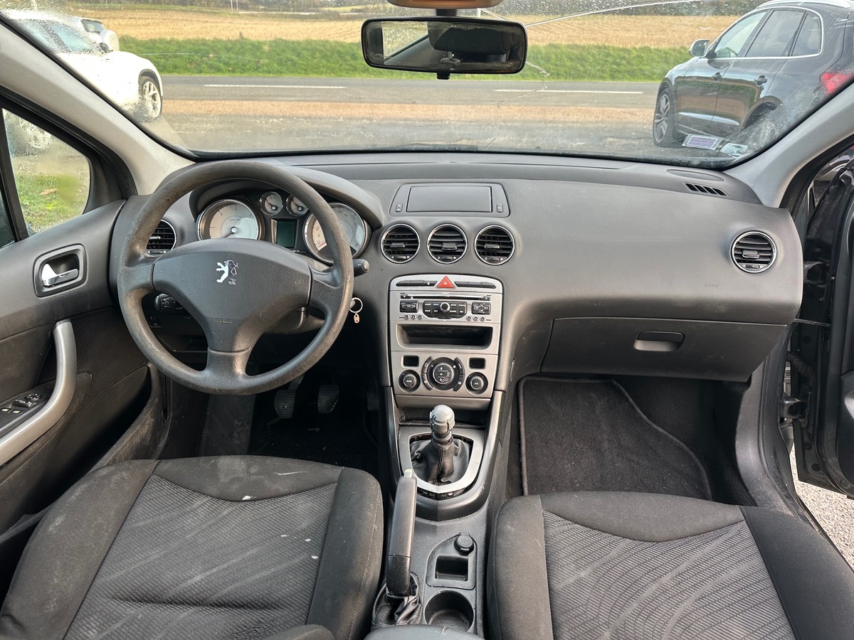 Peugeot 308 1.6 hdi 110cv moteur changé petit prix 