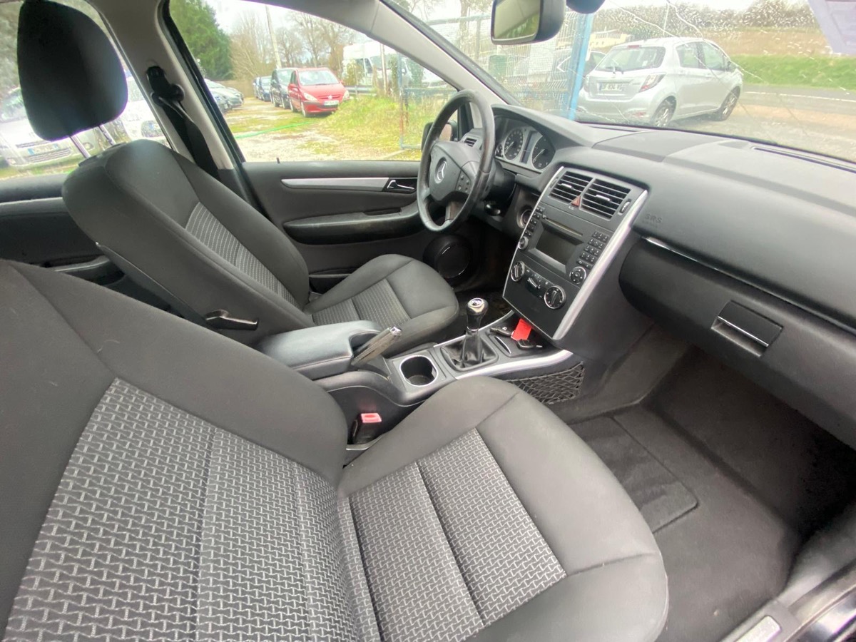 Mercedes Benz CLASSE B b 180 cdi 2.0 110cv 3990 euro