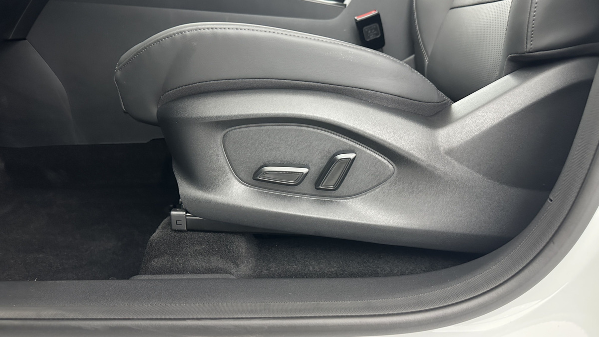MG MG ZS 1.5 L Hybrid+ 197ch Luxury | PLUSIEURS COLORIS DISPONIBLE | Apple CarPlay / Android Auto