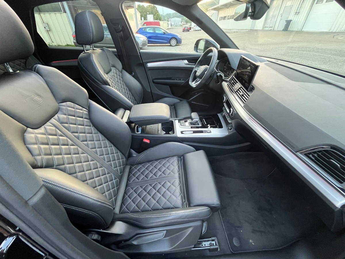 Audi Q5 Sportback 40 TDI 204ch QUATTRO S TRONIC 7 Sline, TOIT OUVRANT, SIEGES CHAUFFANT, MATRIX LED