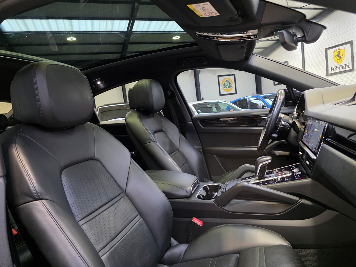 Porsche Cayenne COUPE 3.0 E-HYBRID 462 BOSE / HUD / CHRONO / 21 A