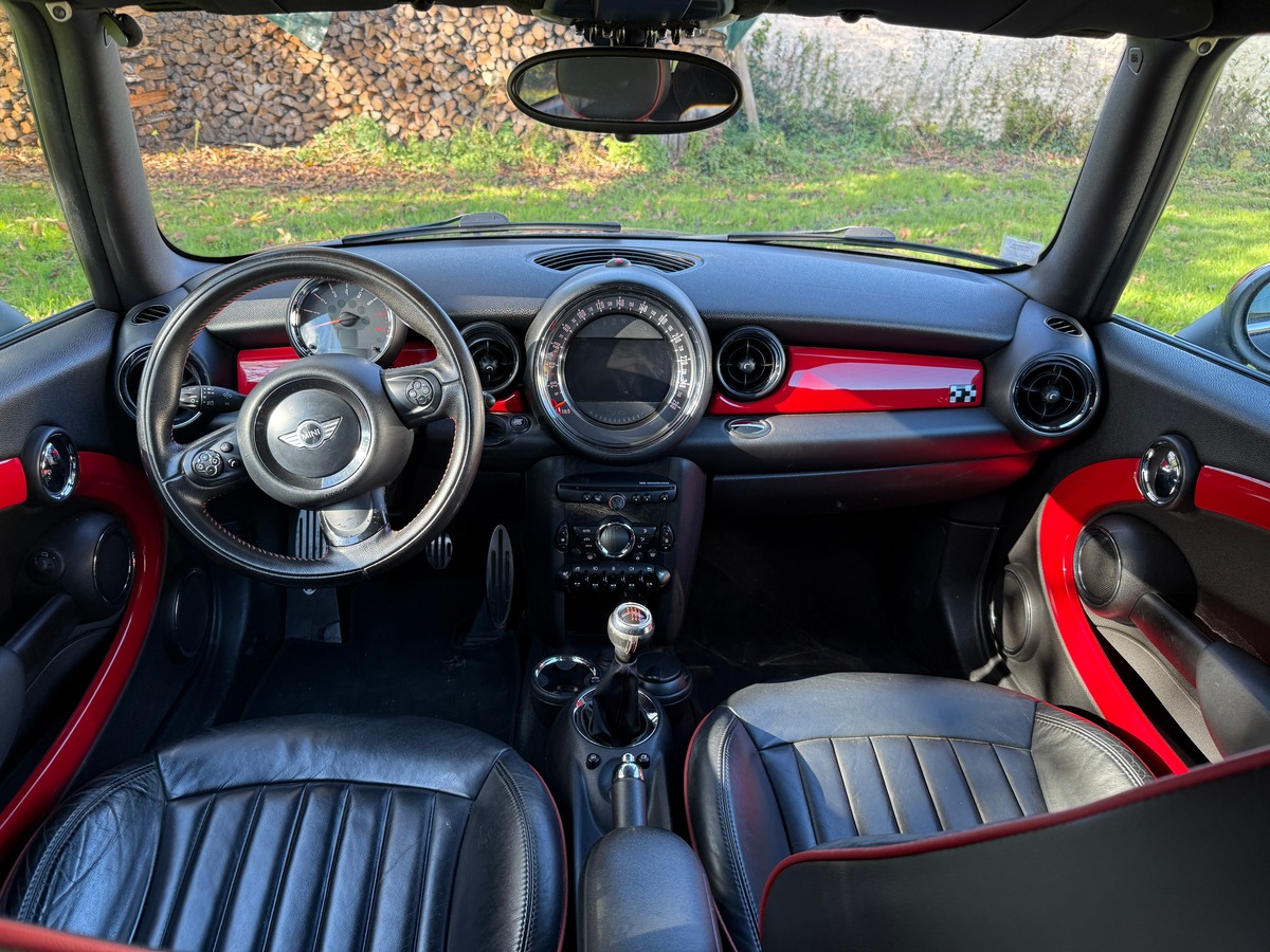 Mini Mini HATCH R56 1.6 211 ch JOHN COOPER WORKS - Aucun Frais à prévoir