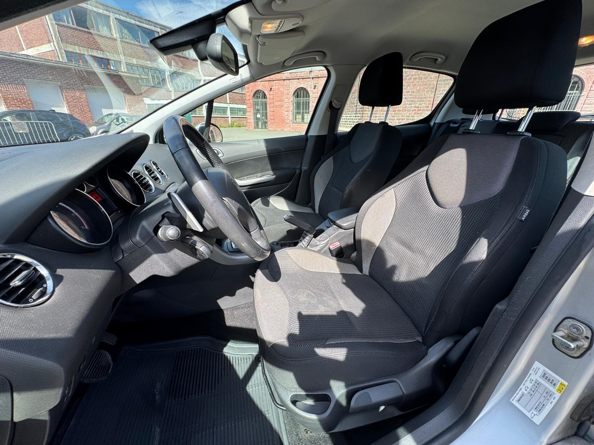 Peugeot 308 1.6 HDI 110cv - ACTIVE - Boite automatique - Garantie