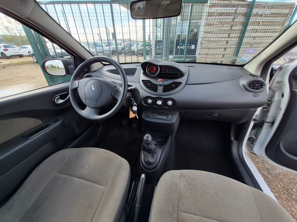 RENAULT Twingo II 1.2 16V LEV ACCESS
