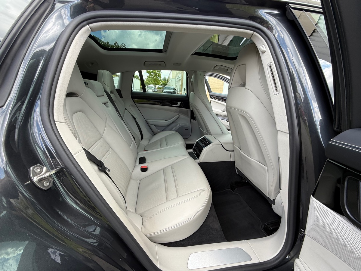 Porsche Panamera Sport Turismo E-Hybrid 3.0 V6 462
