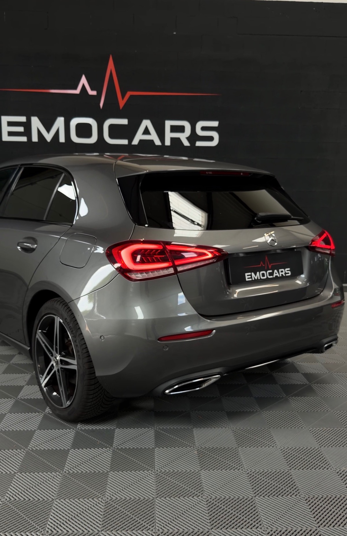 Mercedes-Benz Classe A 180 1.3 Ti 16V 7G-DCT 136 cv Boîte auto