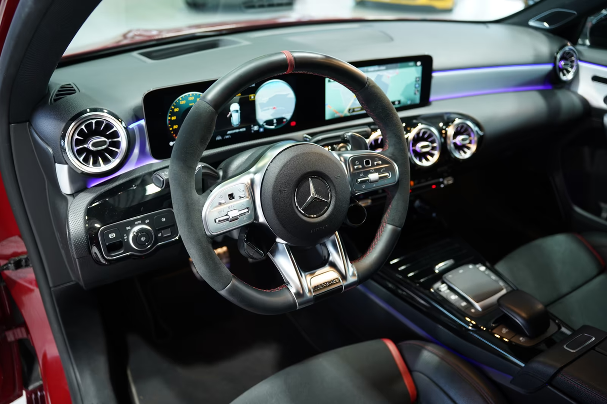 Mercedes-Benz Classe A 45 AMG 421ch S 4Matic+ 8G-DCT Speedshift AMG/Burmester/Caméra