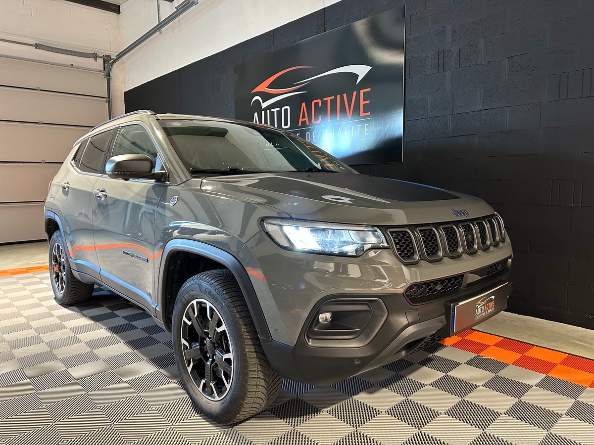 Jeep Compass phase 2 hybrid rechargeable 1.3 16v 240 Plug TRAIL RATED