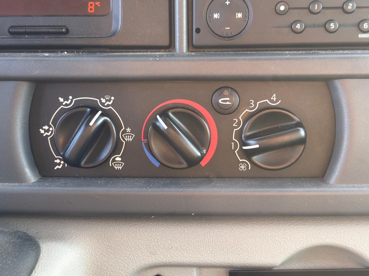 RENAULT Master 2.5 DCI 115 ch Frigorifique