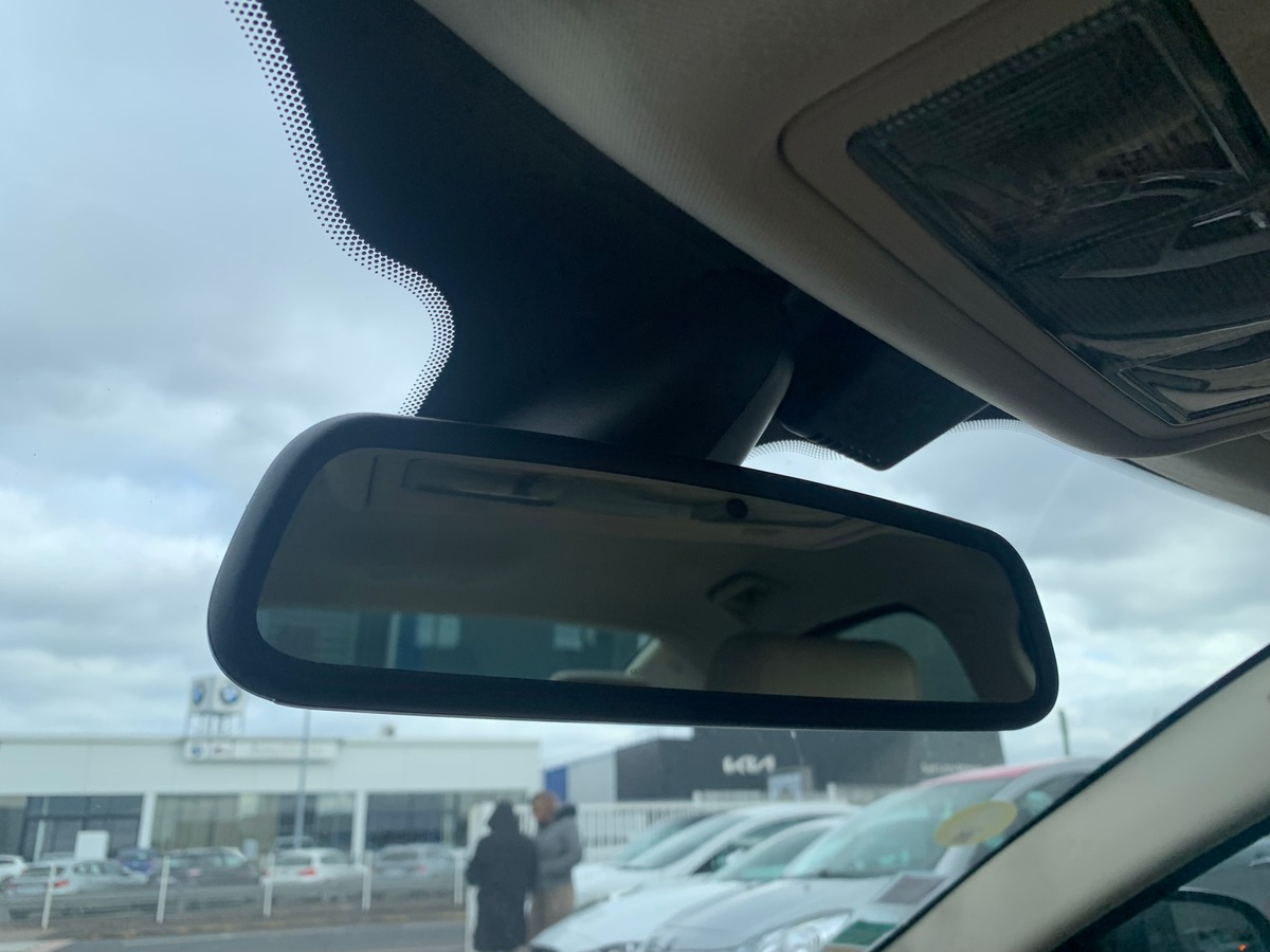 Jaguar XF 240 ch | V6 | R-Sport | Caméra recul | Sièges sport | Régulateur vitesse | GPS | Bluetooth