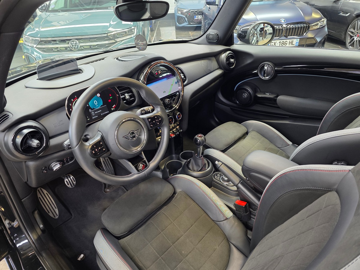 Mini Mini JCW III JOHN COOPER WORKS 1to6 EDITION // EDITION LIMITEE 999 EXEMPLAIRES MONDE