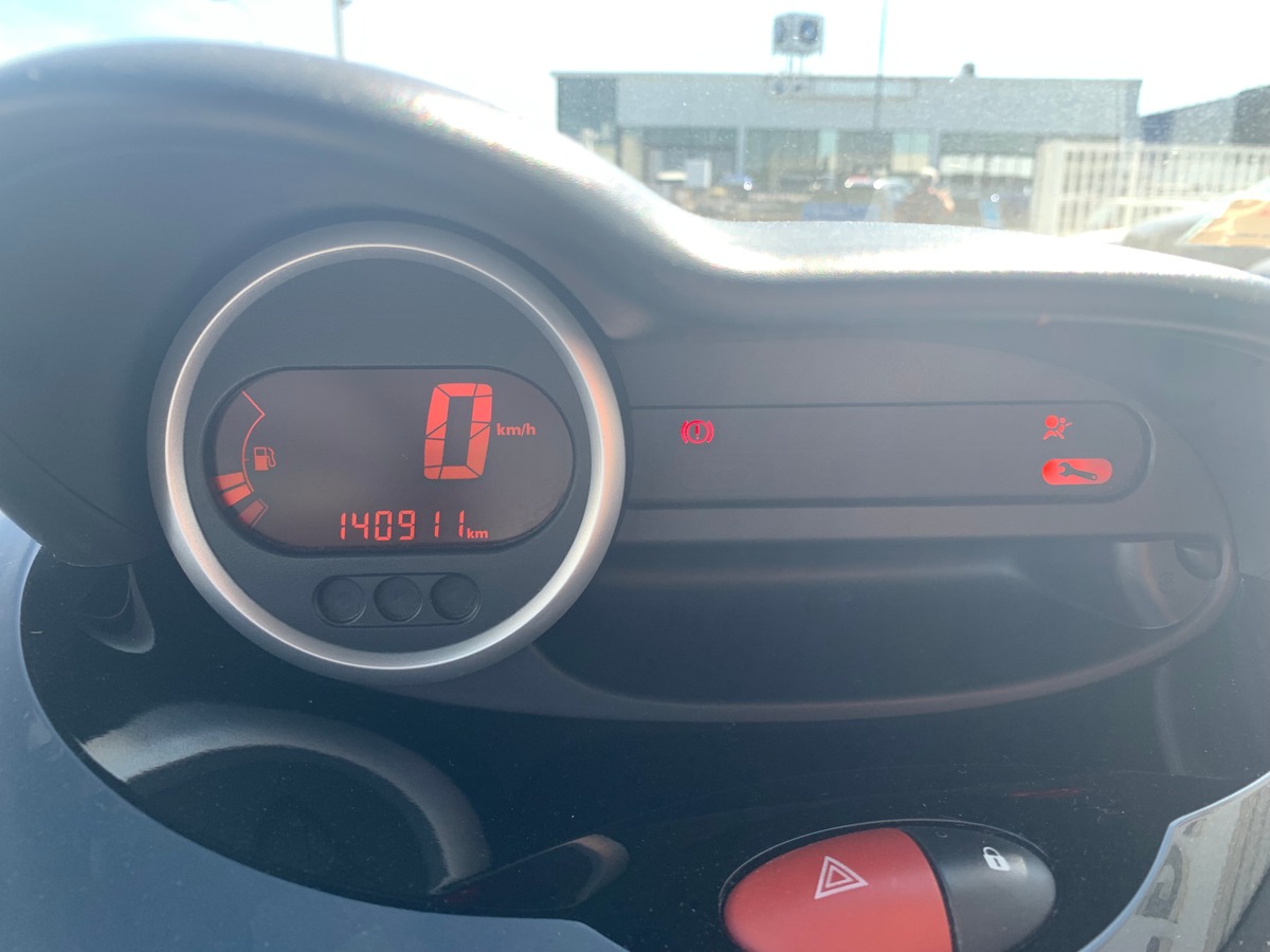 RENAULT Twingo 75 chevaux | Life | Premiére MAIN | Climatisation | Roue secours | Ordinateur de bord