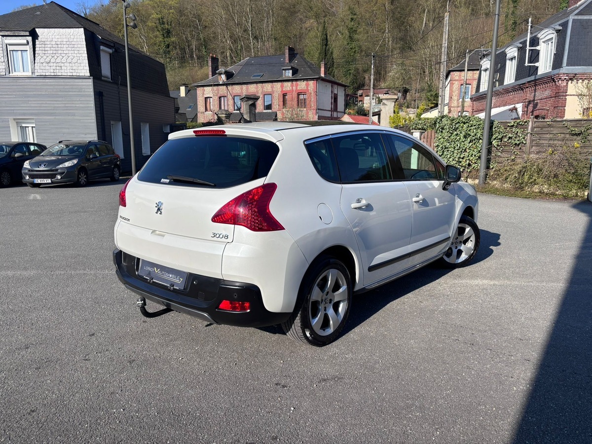 Peugeot 3008 1.6 HDi 110CH Style - Attelage - Révisé - Garantie