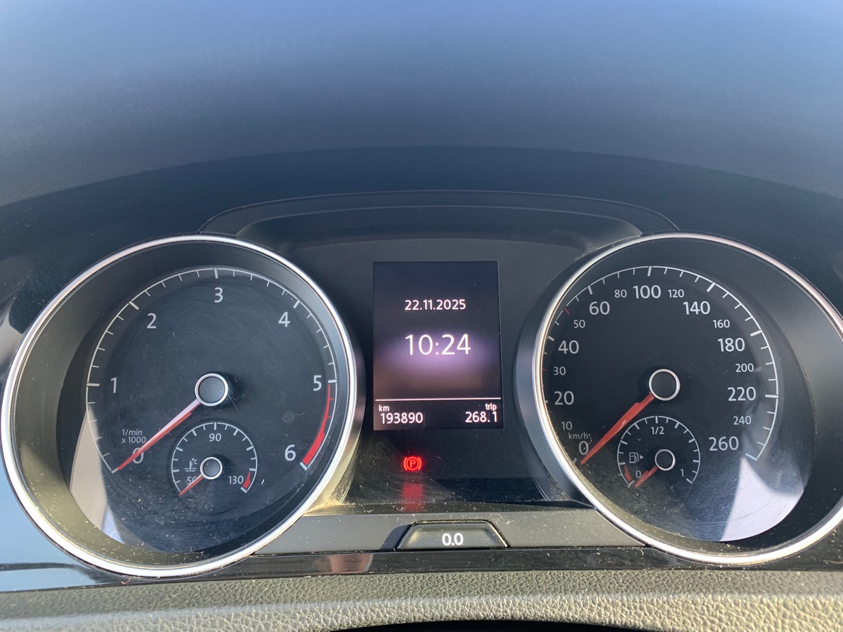 Volkswagen Golf 150 | Carat | JA 18" Durban | Suspensions Sport | Régulateur vitesse et de distance