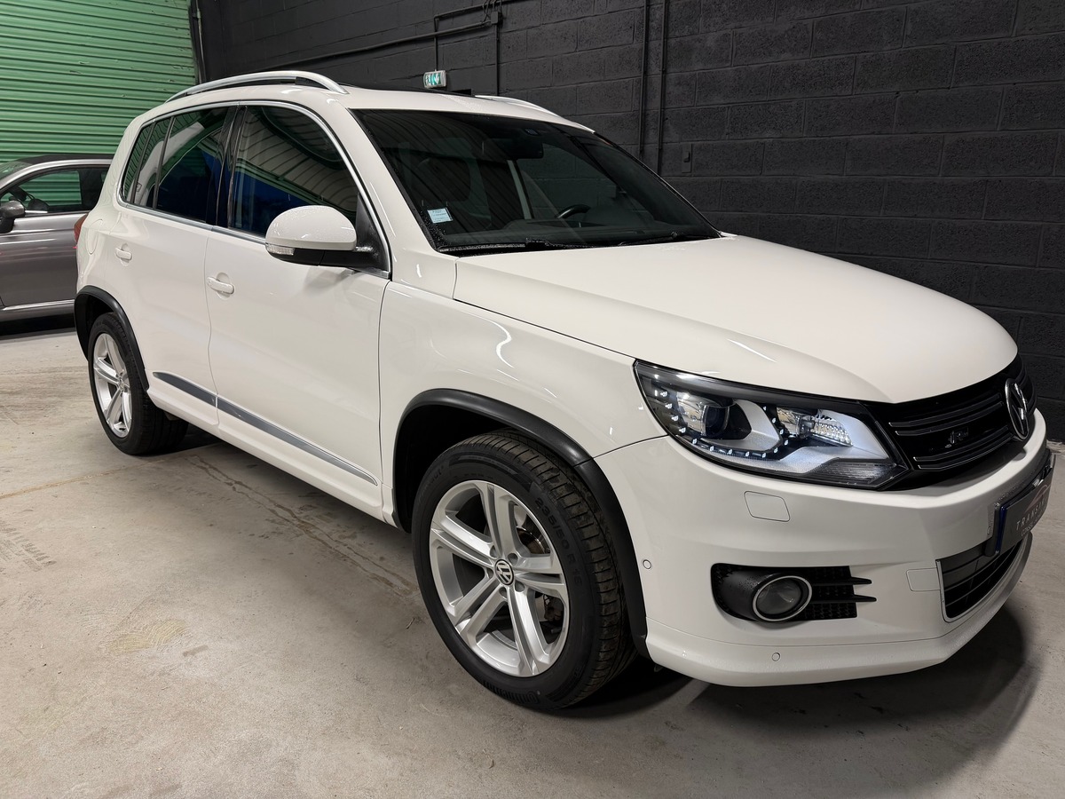 Volkswagen Tiguan 2.0 TDI R LINE TOIT PANORAMIQUE OUVRANT / CAMERA DE RECUL