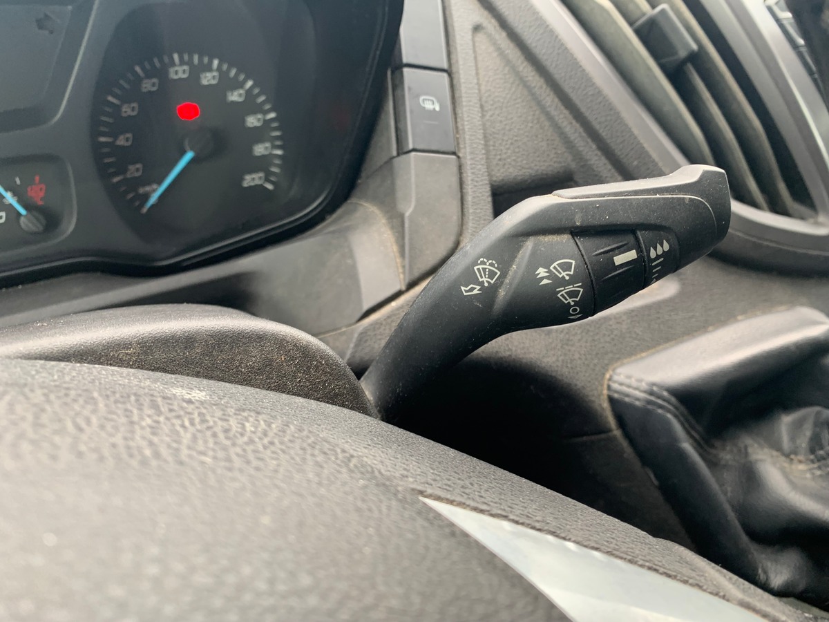 Ford TRANSIT 155 | Trend | Kit mains-libres Bluetooth | 1 Porte latérale coulissante | Climatisation