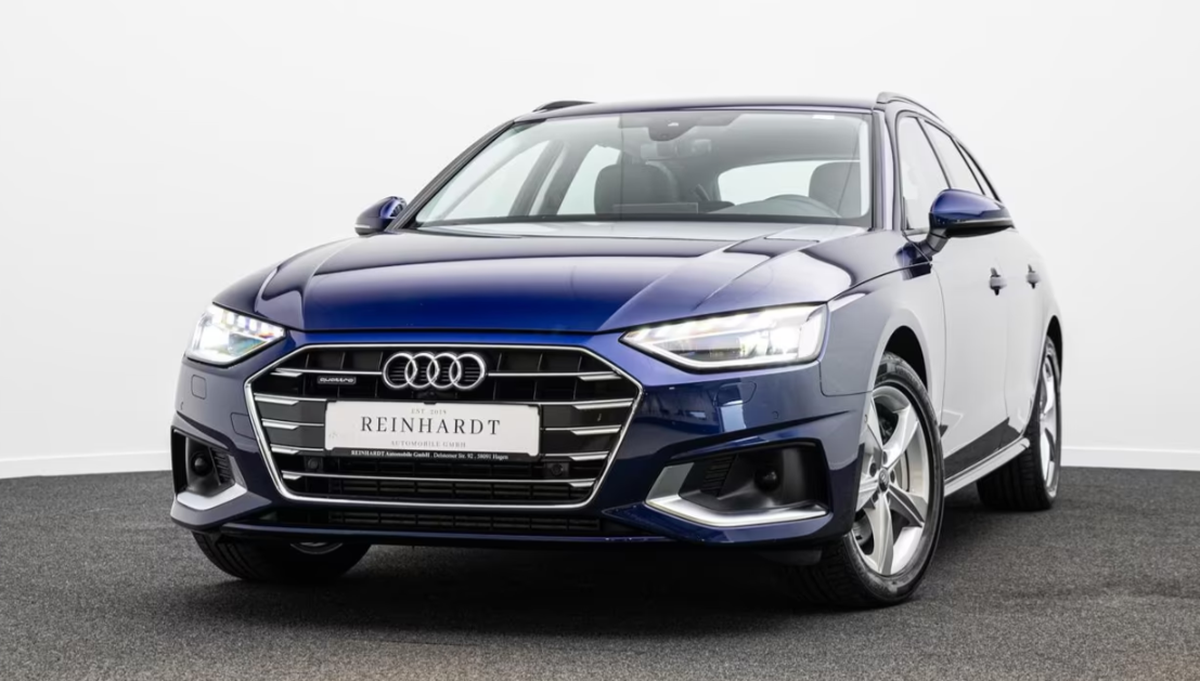 Audi A4 Avant V 45 TFSI 265ch Advanced quattro S tronic 7 Bleu Navarre Caméra 360