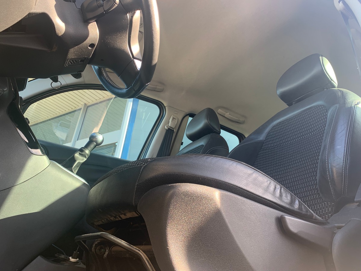 Citroën C3 Picasso 90 chevaux | Régulateur de vitesse | Climatisation | Attelage | Radar arriére