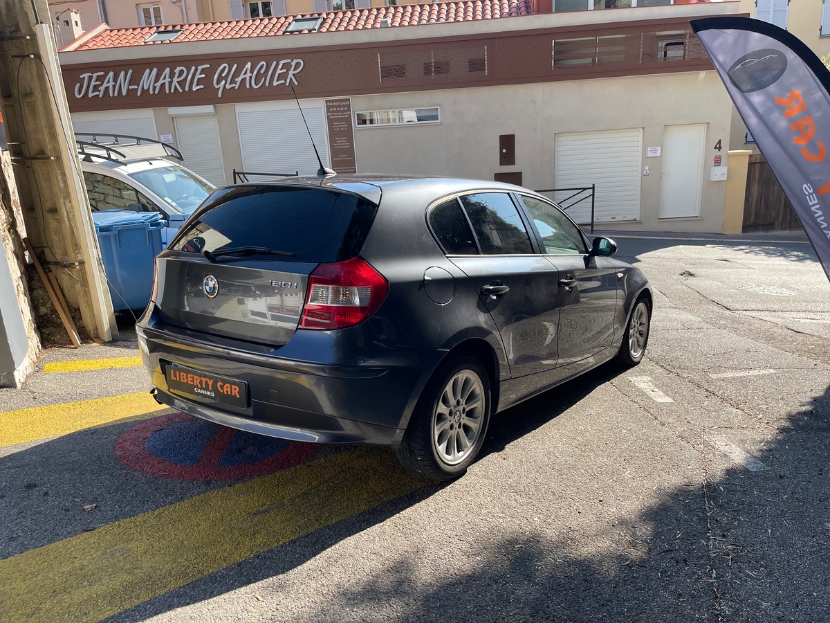 Bmw Série 1 120 i 2.0 i 150 CV / KM réel / Luxury / Interieur Cuir / Jantes M / 5 Portes /Boite Auto