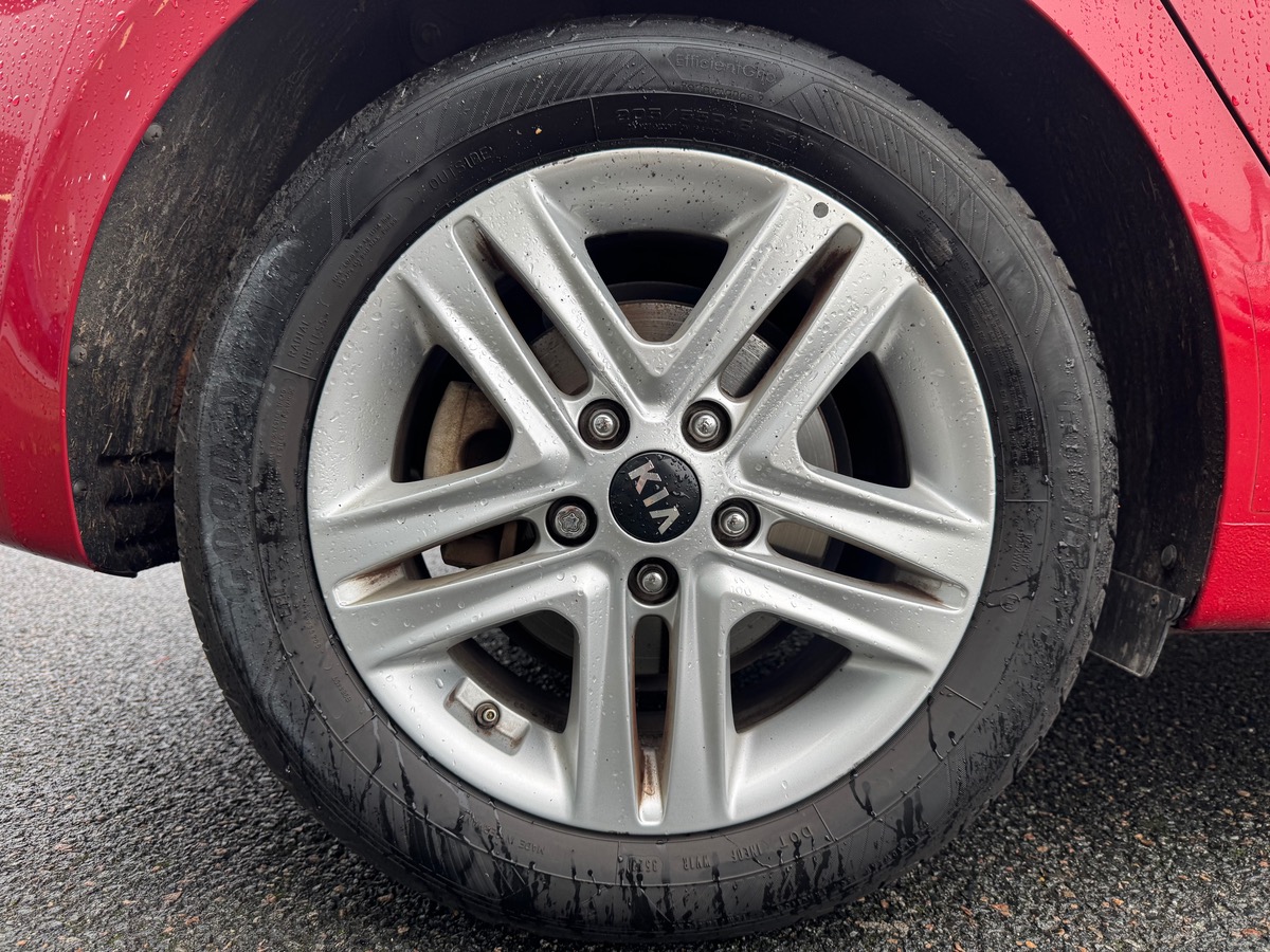 Kia Ceed 120 ch | ACTIVE | GPS | Caméra de recul | Climatisation automatique | Régulateur de vitesse