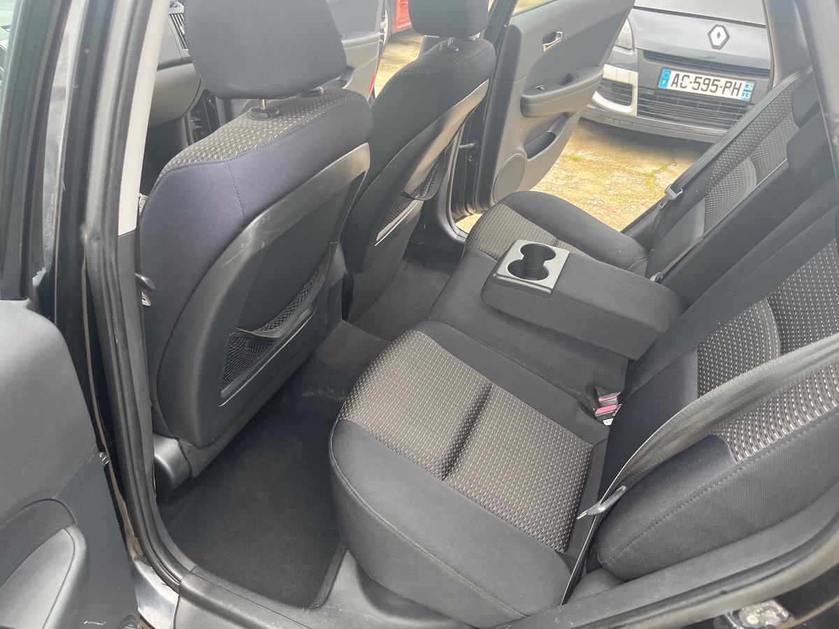 Hyundai i30 1.6 crdi 201518km