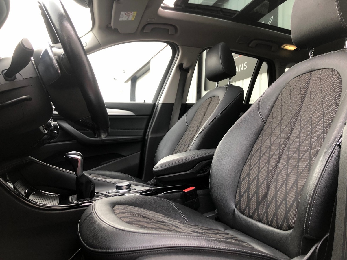 Bmw X1 (F48) 20i 192 XDRIVE XLINE BVA8 TOIT PANO