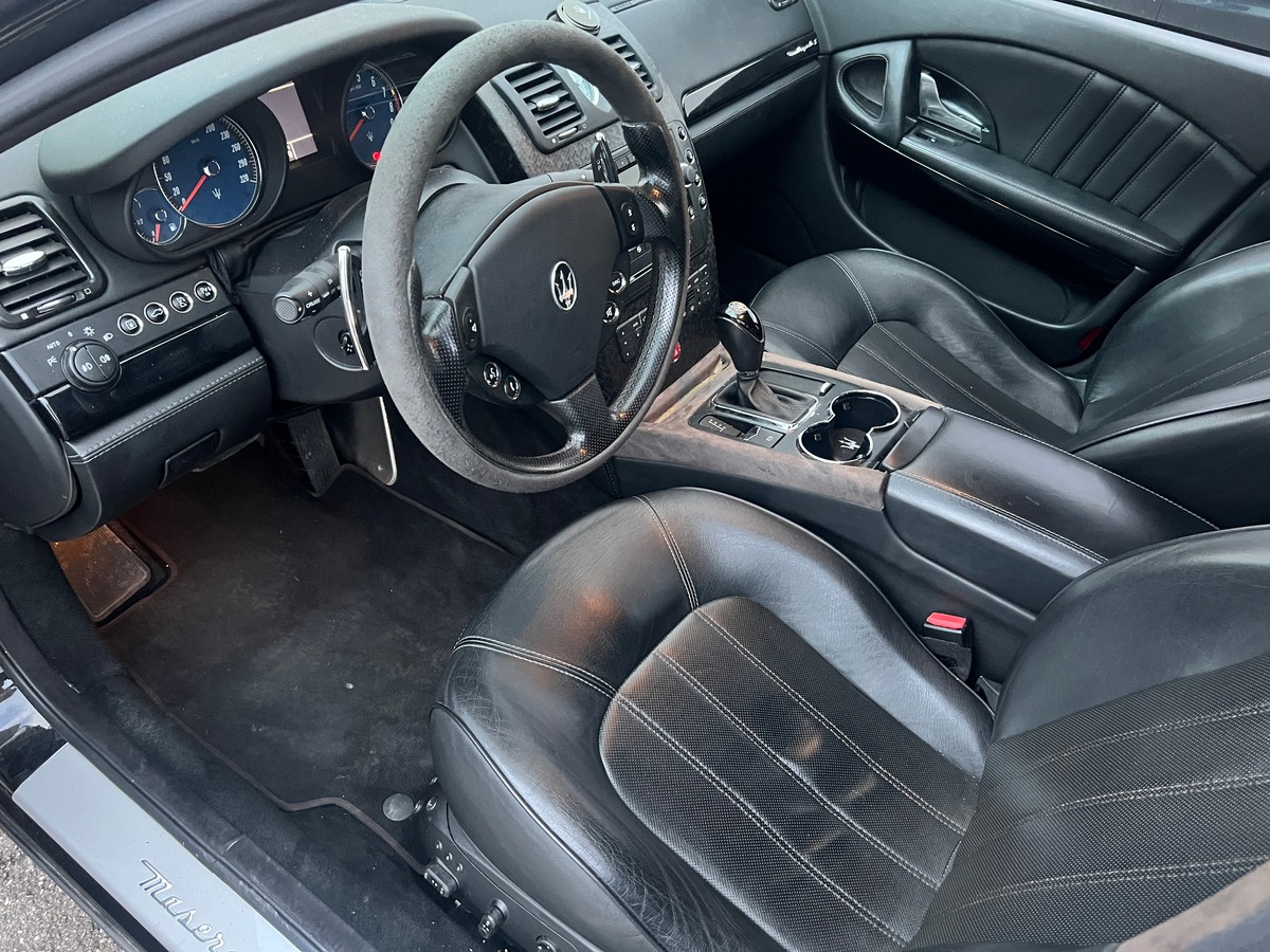 Maserati Quattroporte 4,7 S V8 431, SUIVI COMPLET , PACK BLACK, SIEGES CHAUFFANTS, COVERING