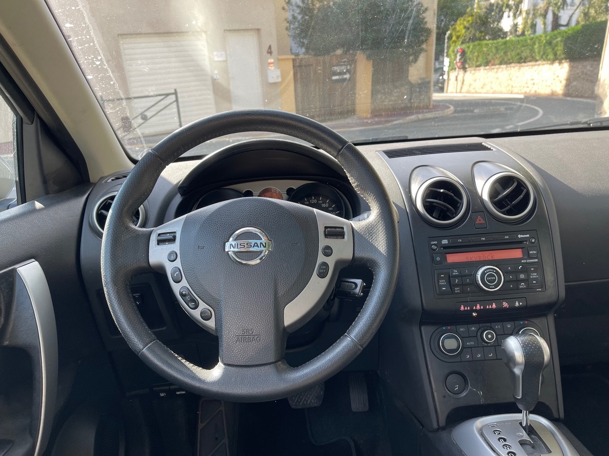 Nissan Qashqai 2.0 i 140 CV  All-Mode 4WD / Toit Panoramique / Boite Auto