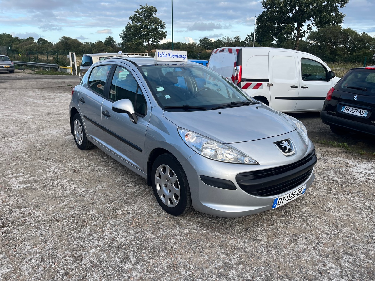 Peugeot 207 1.4 75CH