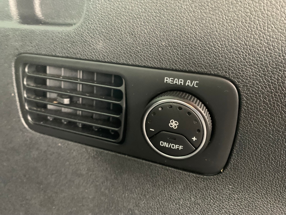 Kia Sorento 200 ch | Premium | 7 Places | AWD | Toit ouvrant panoramique | GPS | Régulateur vitesse