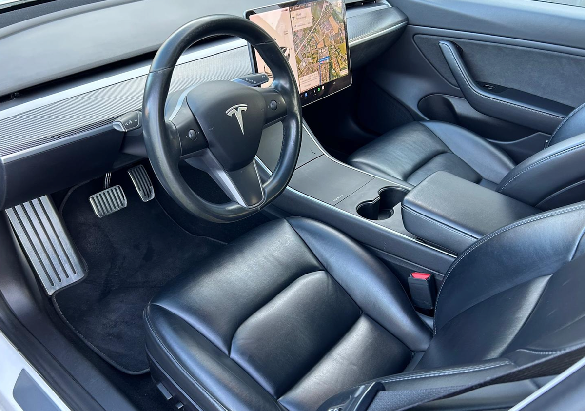 Tesla Model 3 Dual Motor (Long Range)