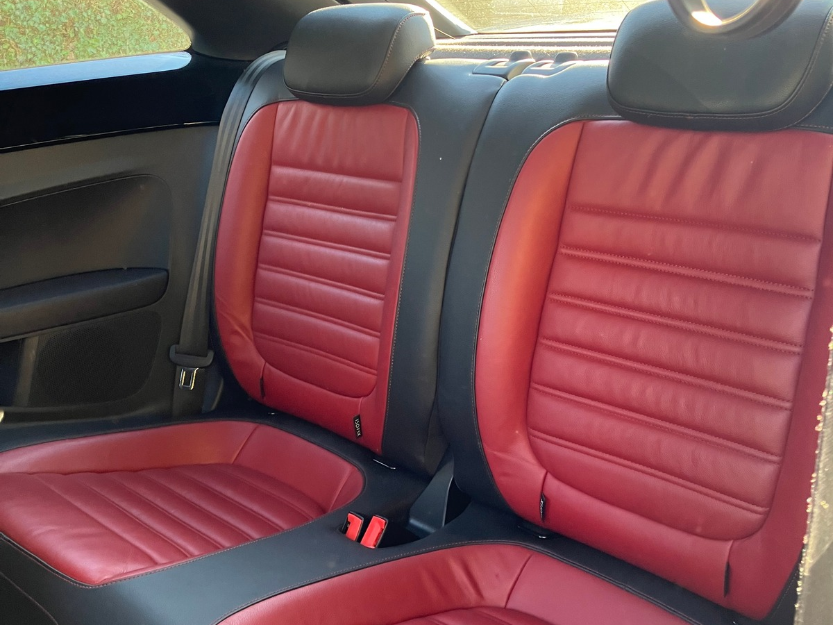 Volkswagen New Beetle 2.0 TFSI 16V DSG (6 rapports) SPORT  200 cv Boîte auto