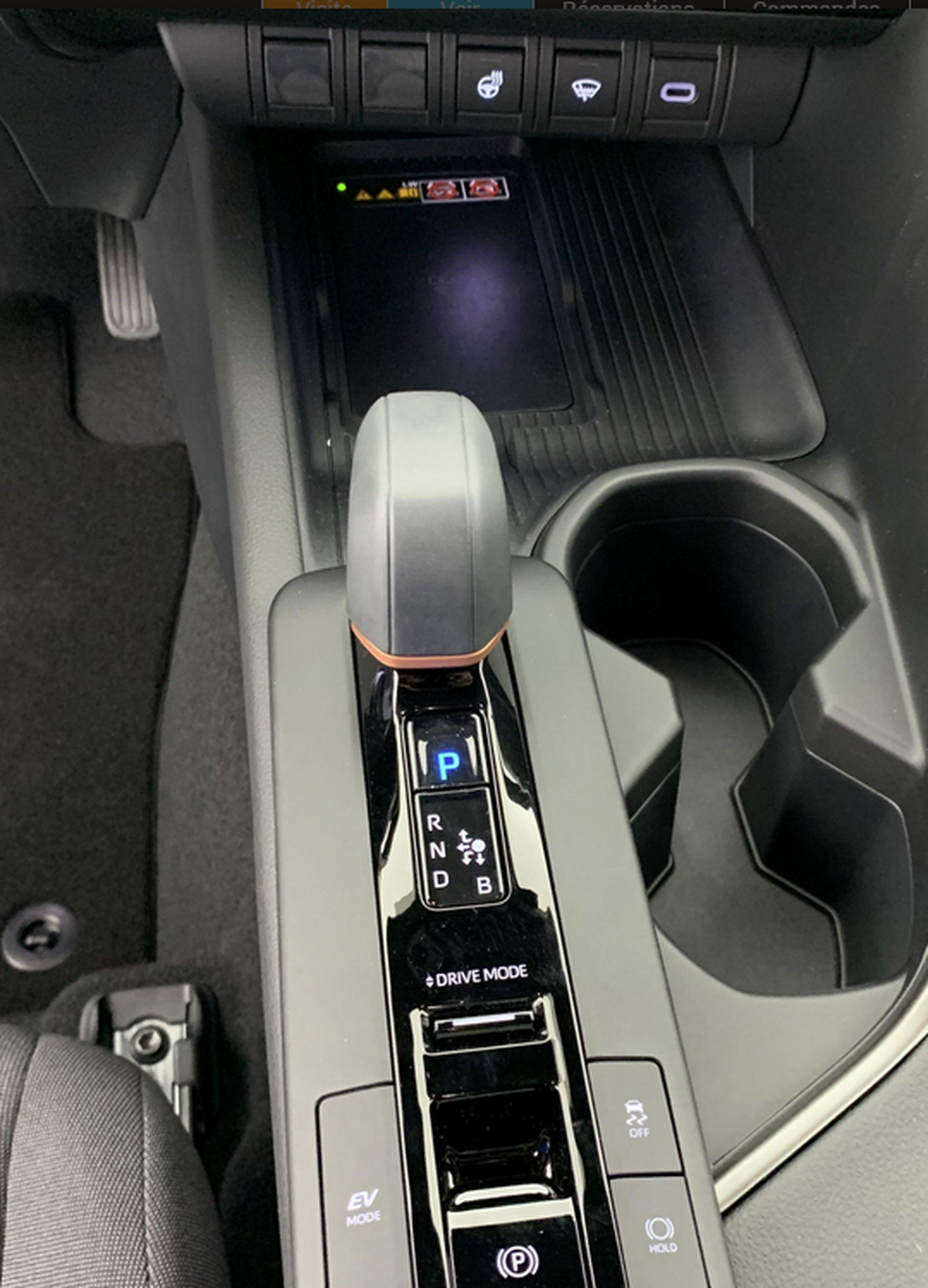 Toyota C-HR TOYOTA - C-HR Hybride 140 Design