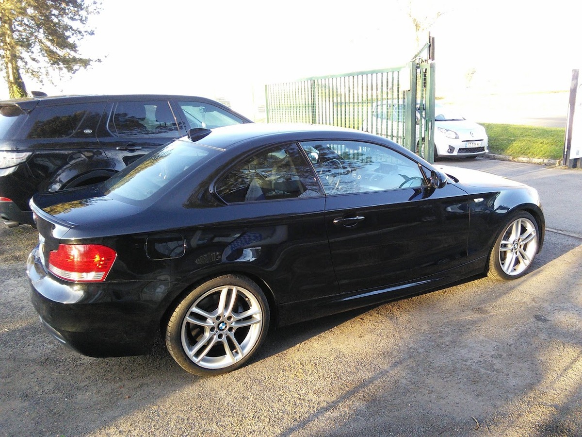 Bmw Série 1 Coupé 135i 3.0 i 24V 306 Pack M - HIStorique entretien et revision faite