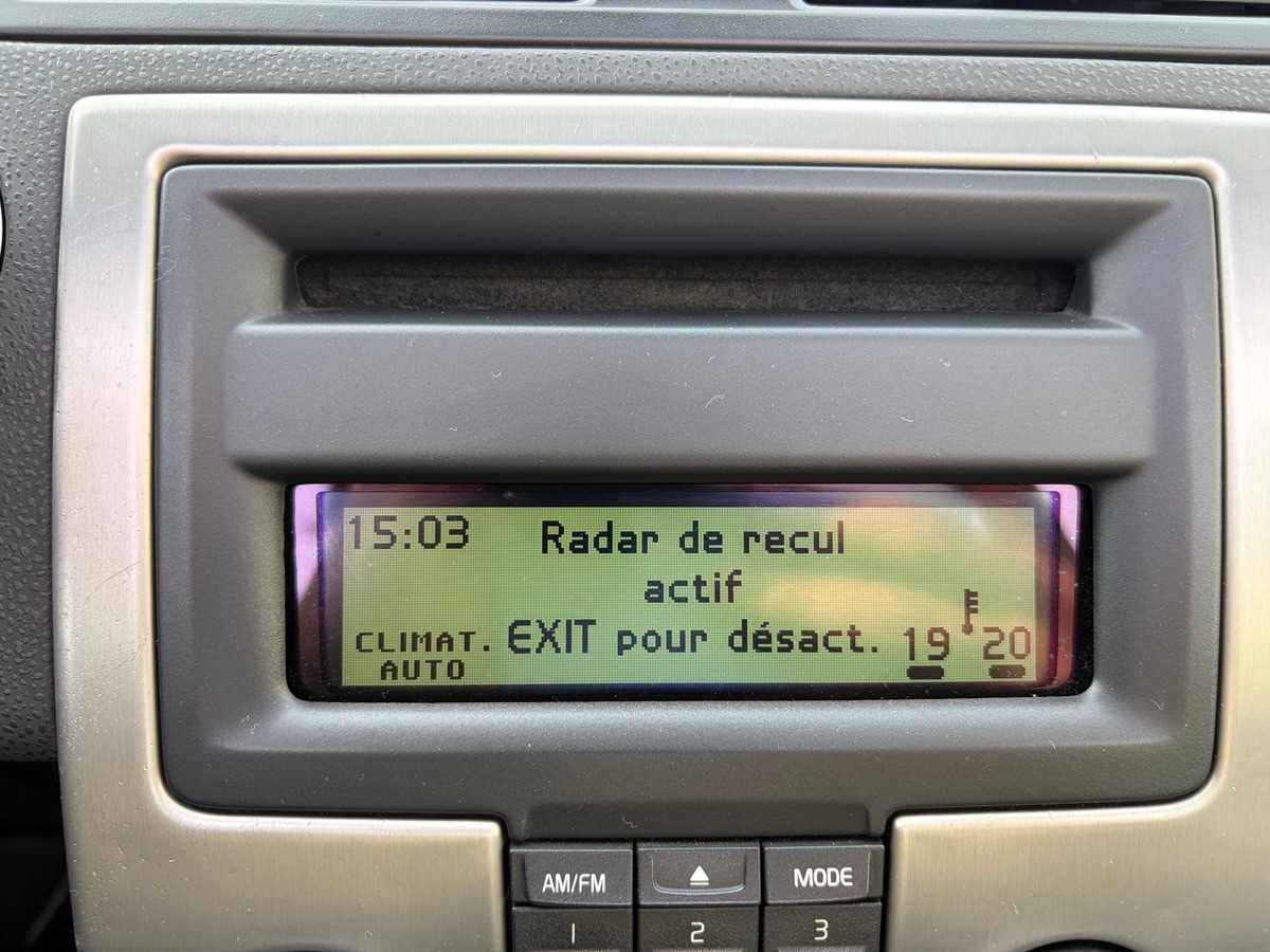 Volvo C70 CC D5 2.4 TDi 180 cv Boîte auto SIÈGE ÉLECTRIQUE A MÉMOIRE - RADAR DE RECUL - FILET