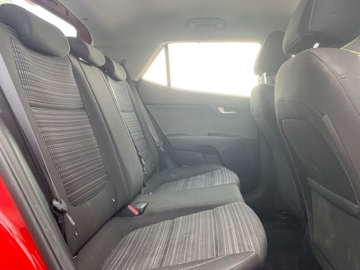 Kia Stonic 120 ch | Active | Caméra recul | Apple Car Play | Entretiens et Garantie constructeur