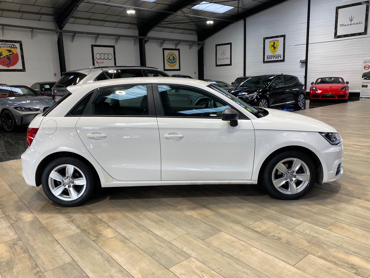 Audi A1 Sportback phase 2 1.4 TDI 90 ch AMBIENTE