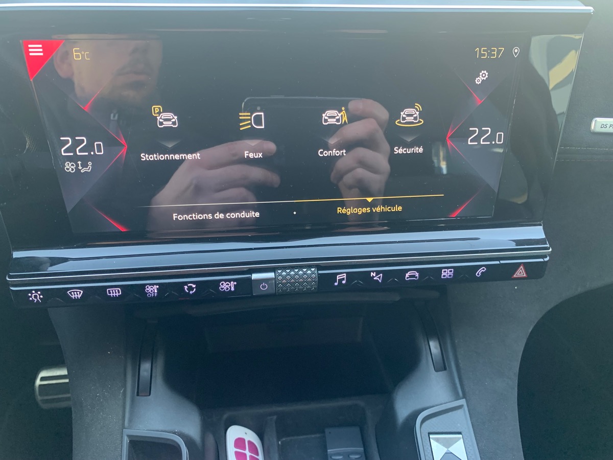 DS DS 7 130 ch | PERFORMANCE LINE + | Caméra de recul | Coffre mains-libres | Sièges électriques