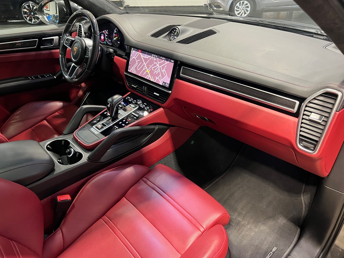 Porsche Cayenne Coupé III E-HYBRID 3.0 V6 462 PDK8 FR Carbone int/ext  - Burmester