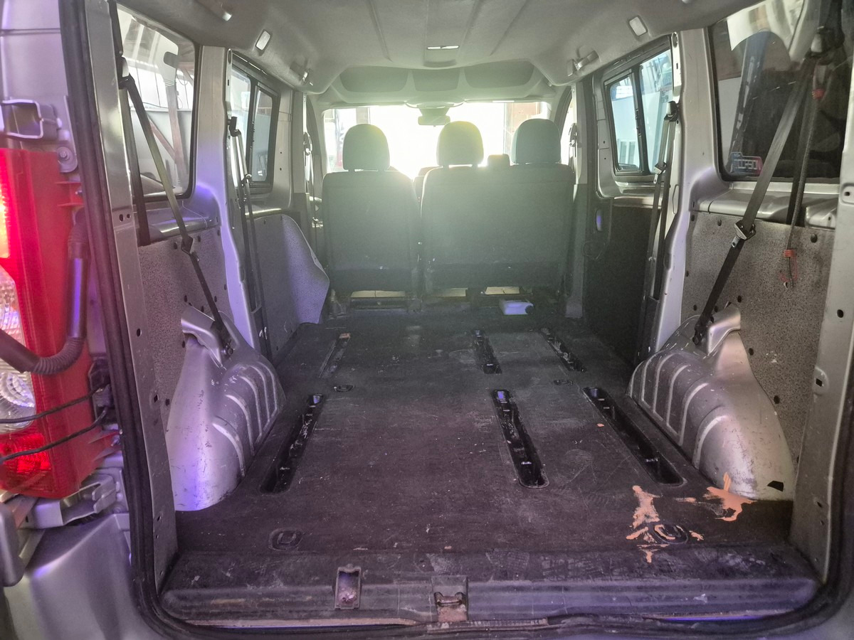 Fiat Scudo 2.0 JTD 122CV CONFORT MINI BUS 9 PLACES ( en prépa )