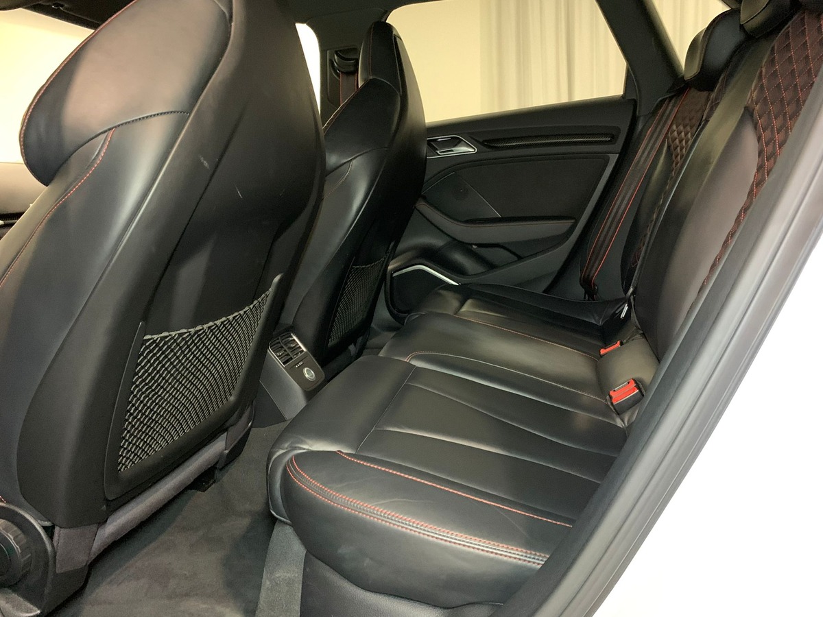 Audi RS3 2.5 TFSI 400ch quattro S tronic 7
