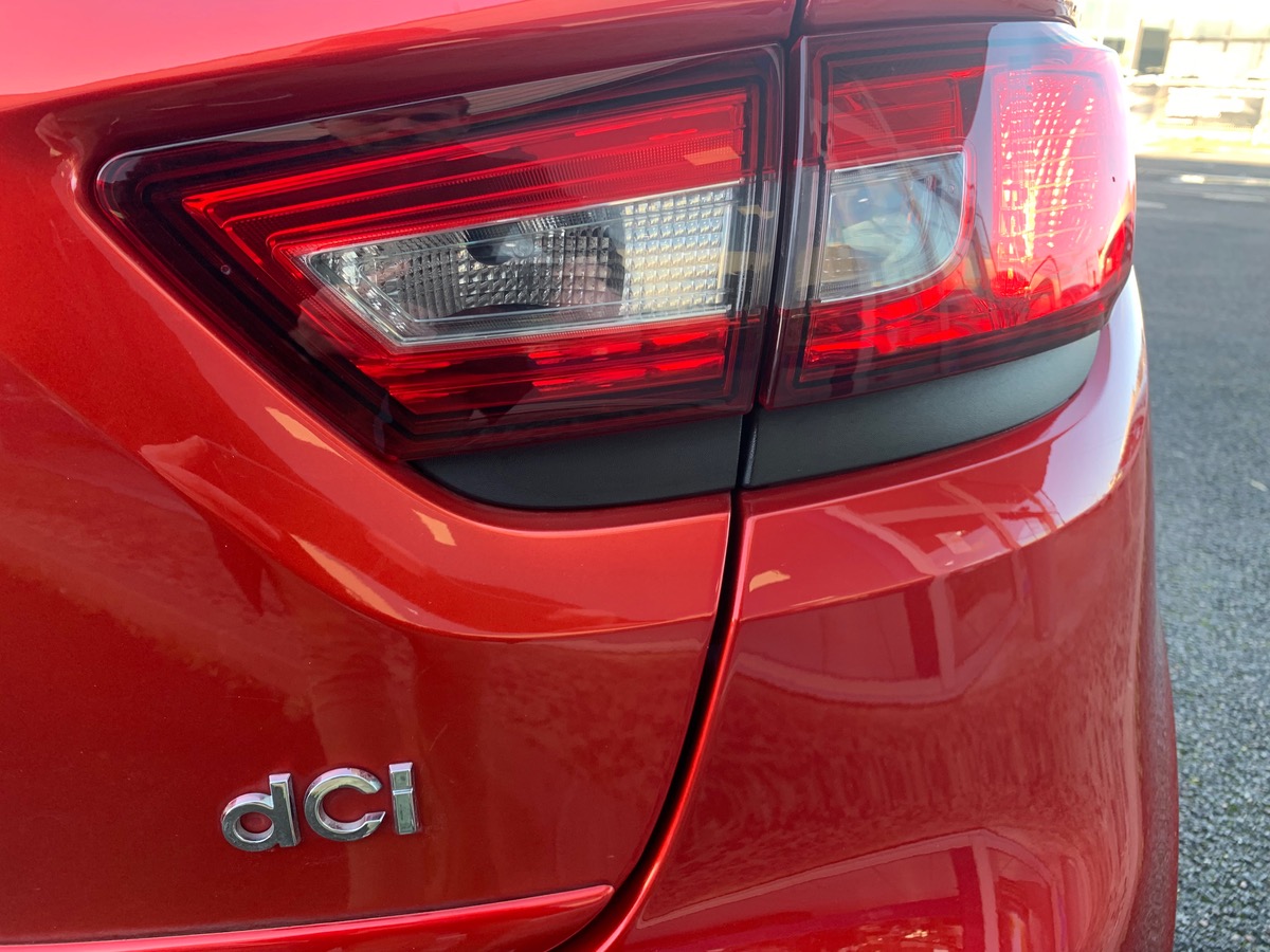 RENAULT Clio IV 90 ch | GPS | Régulateur de vitesse | Climatisation | Bluetooth | Démarrage sans clé