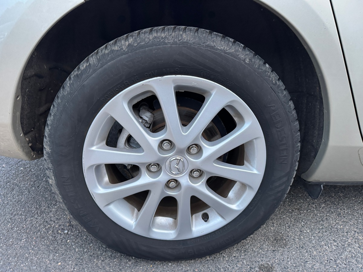 Mazda 3 1.6i ACTIVE