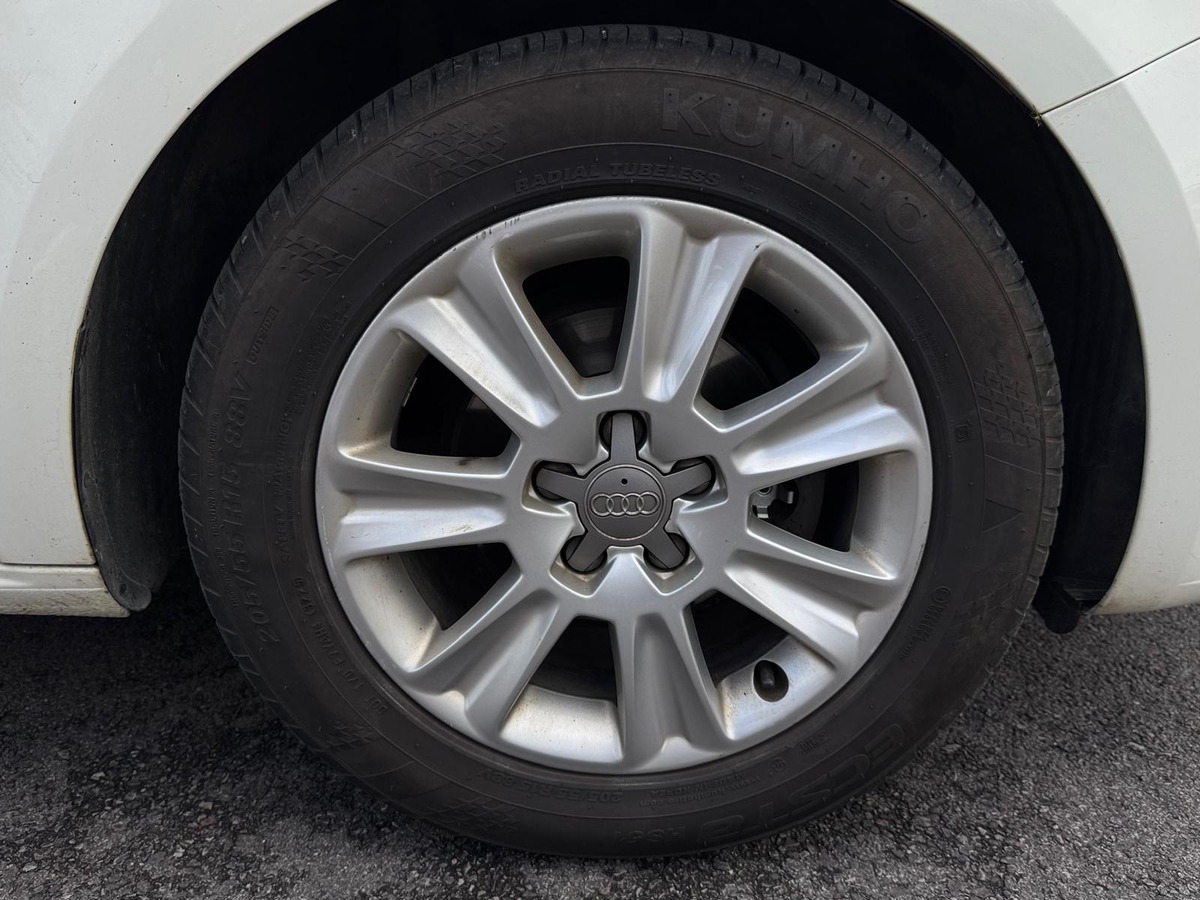 Audi A1 1.6 TDI 90 Ambiente BVM