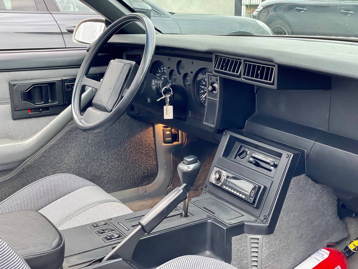 Chevrolet Camaro Cabriolet 1989 V8 5.0 195 CG FR m