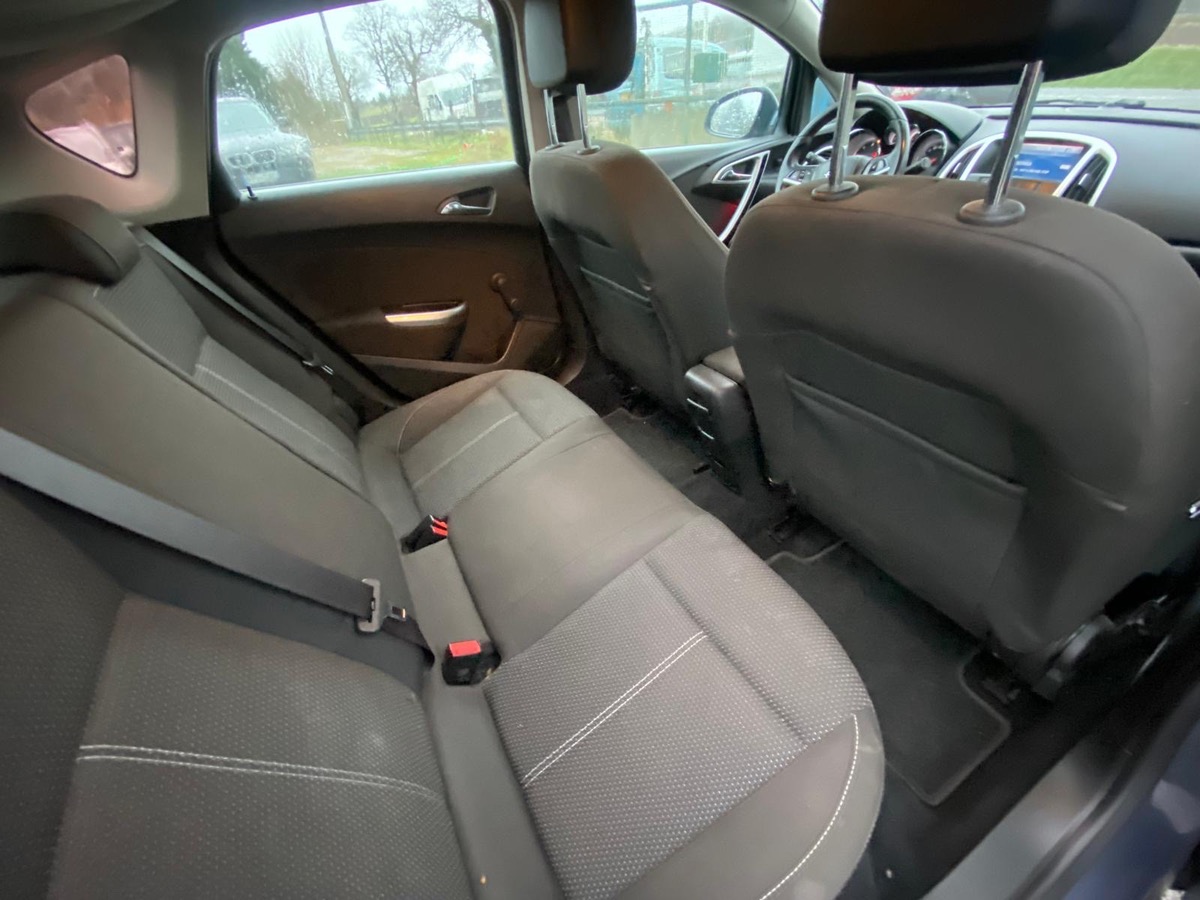 Opel Astra 1.7 cdti 110cv luxe