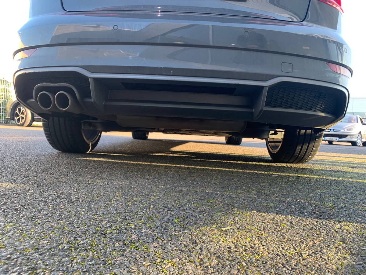 Audi A3 Berline 150 ch | Pack S-Line extérieur | Caméra recul | Clim automatique | Jantes Alu 18''